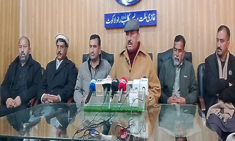 سردار طاہر انور