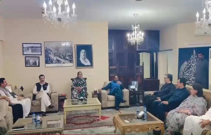 ماجد خان