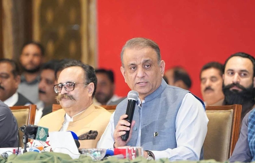 استحکام پاکستان پارٹی کا پاور شو:آزادکشمیرکی اہم سیاسی شخصیات کا شمولیت کا اعلان