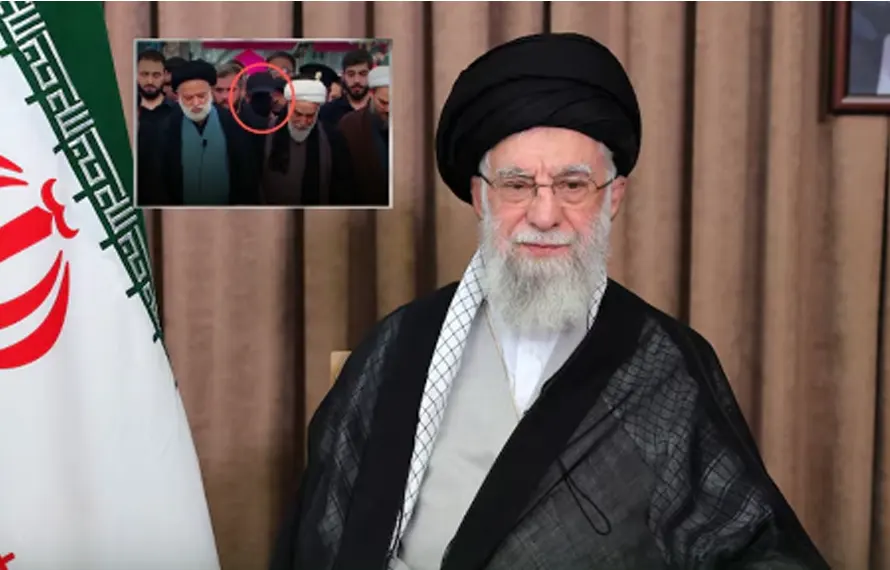 سابق ایرانی سپریم لیڈر  کی نمازِ جنازہ میں  پراسرار نقاب پوش شخص کی  شناخت سامنے آ گئی