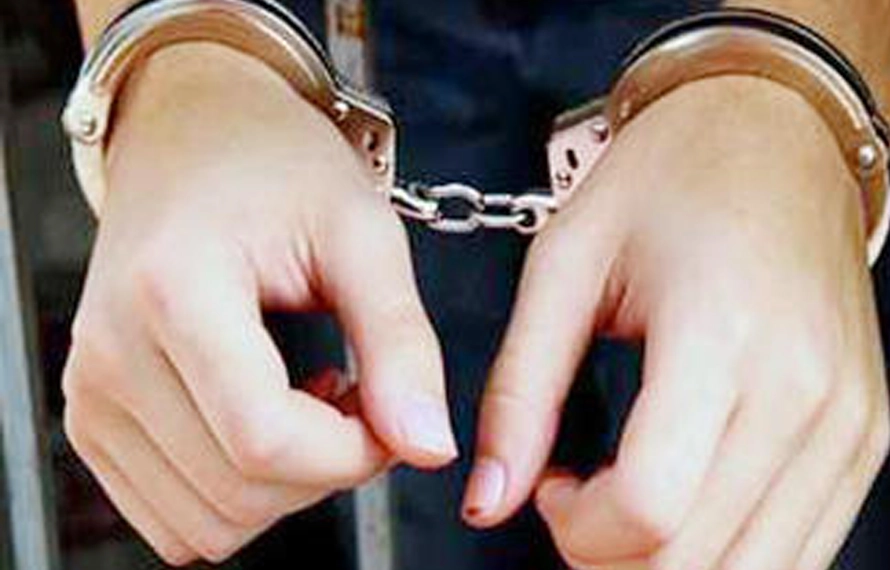 آزاد کشمیر: بیرون ملک سے آنیوالا تربیت یافتہ سنائپر گرفتار،اہم انکشافات متوقع
