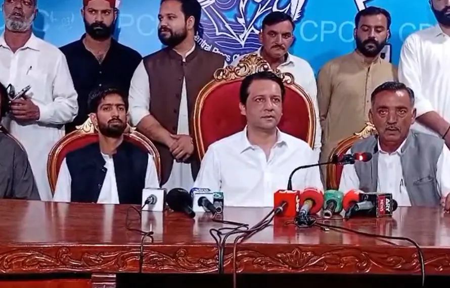 منیب اسحاق قریشی کا بیرسٹر افتخار گیلانی کی حمایت کا اعلان، مسلم لیگ ن کی پوزیشن مزید مضبوط