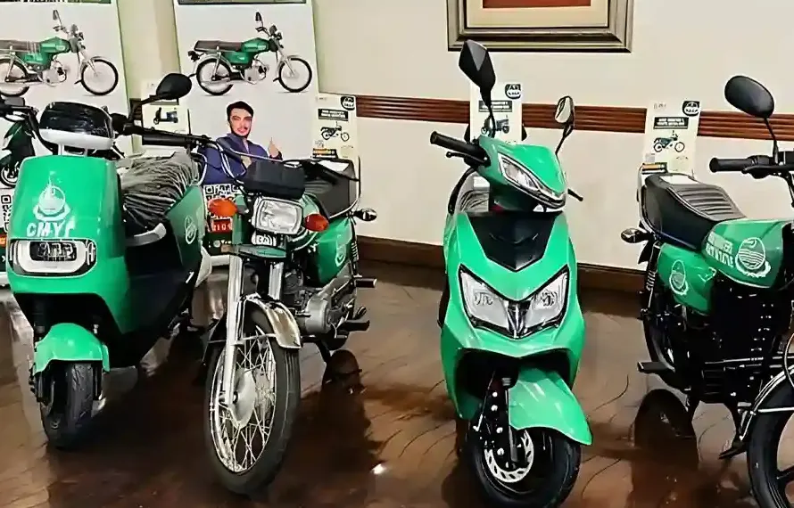 ای بائیک اسکیم کا دائرہ کار وسیع: صرف 2,100 روپے ماہانہ قسط پر الیکٹرک بائیک حاصل کرنے کا طریقہ جانیں