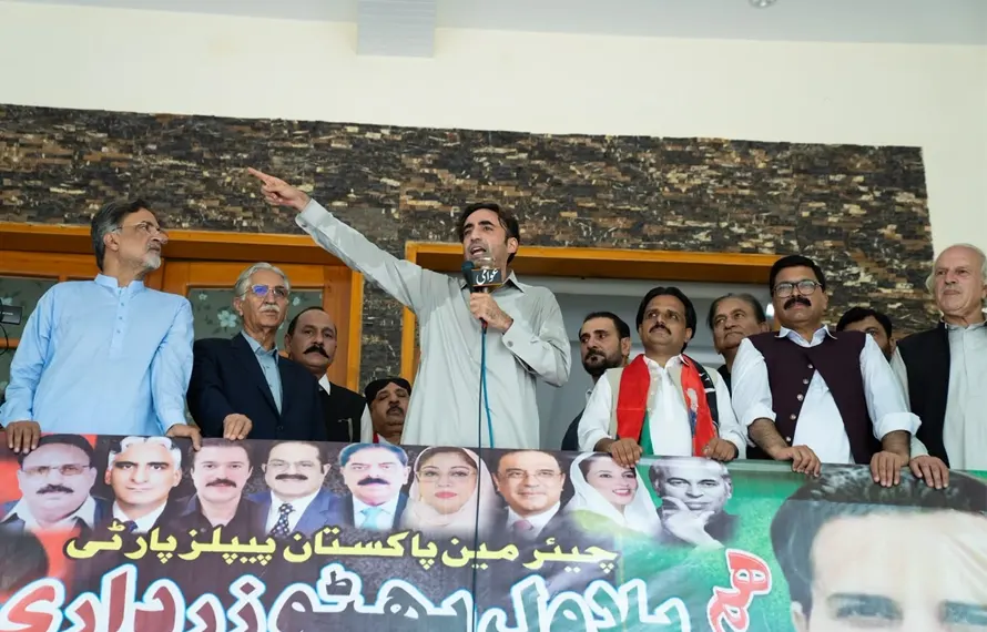 مظفرآباد: چیئرمین بلاول بھٹو کے جلسہ عام کی تیاریاں ، شوکت جاوید میر نے انتظامات کا جائزہ لیا