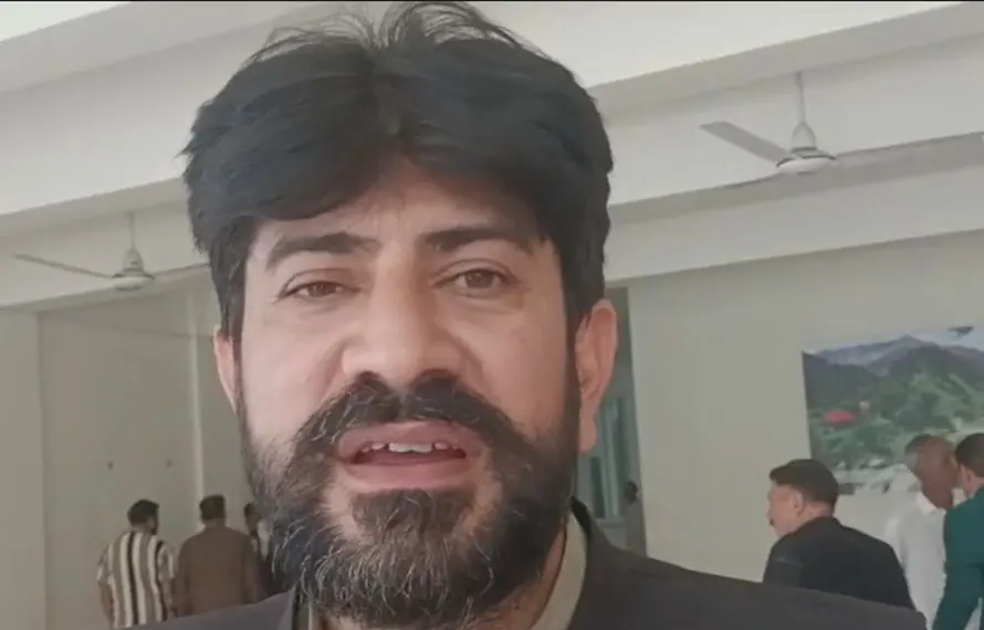 استحکام پاکستان پارٹی کے امیدوار سعید اعوان ایڈووکیٹ نے انتخابی ٹکٹ جمع کروا دیا، انتخابی مہم تیز