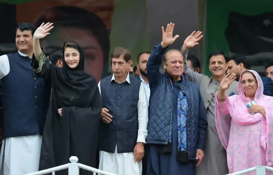 مظفرآباد میں ن لیگ کا بڑا سیاسی پاور شو: نواز شریف اور مریم نواز کامحترمہ نورین عارف کوخراجِ تحسین