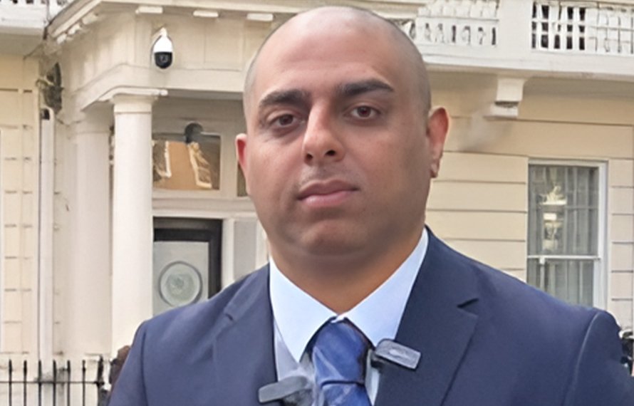 برطانیہ: بڑے سپورٹر وقاص چوہان کا کالعدم ایکشن کمیٹی سے تنگ آکر پی ٹی آئی چھوڑنے کا اعلان