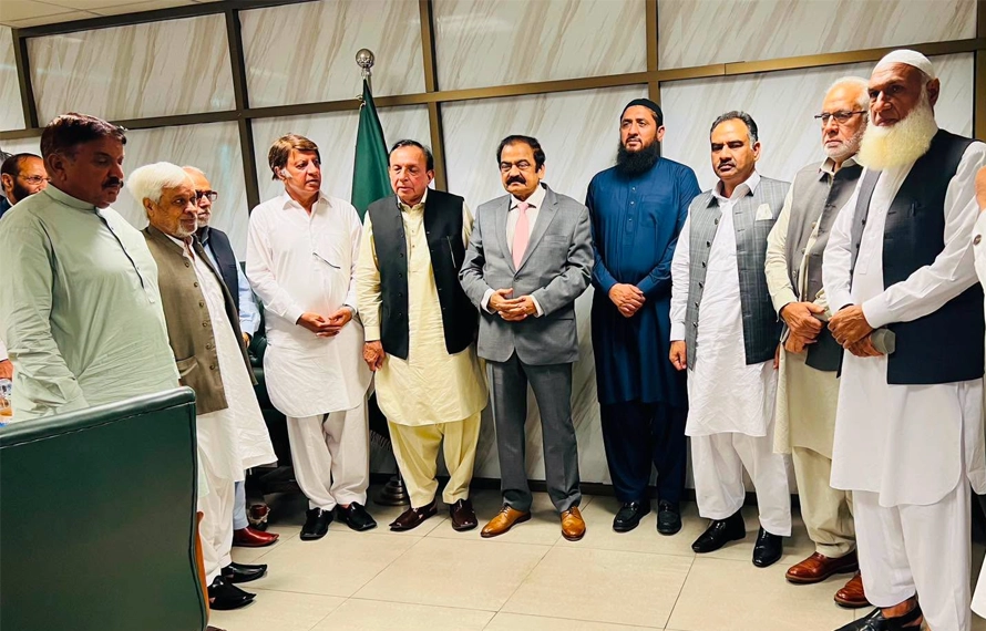 پی ٹی آئی کے سابق امیدوار اسمبلی انوار الحق نور ن لیگ میں شامل
