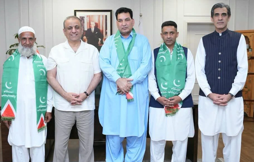ملک یوسف استحکام پاکستان پارٹی میں شامل ،چوہدری یاسین کے مدمقابل ٹکٹ جاری