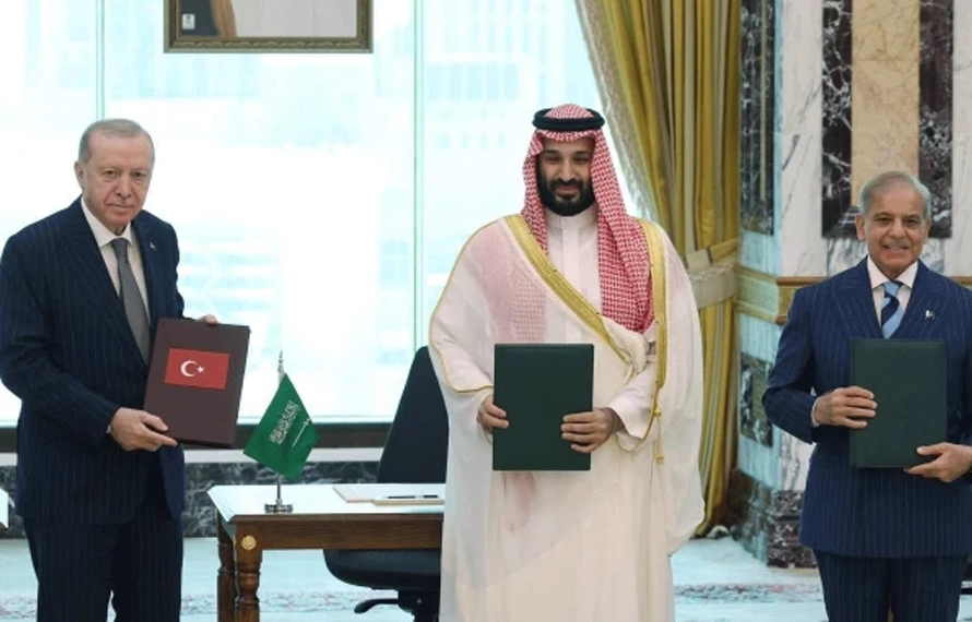 کسی ایک ملک پر حملہ تینوں ممالک پر حملہ تصور ہوگا،پاک،سعودی عرب،ترکیہ کامشترکہ دفاعی معاہدہ