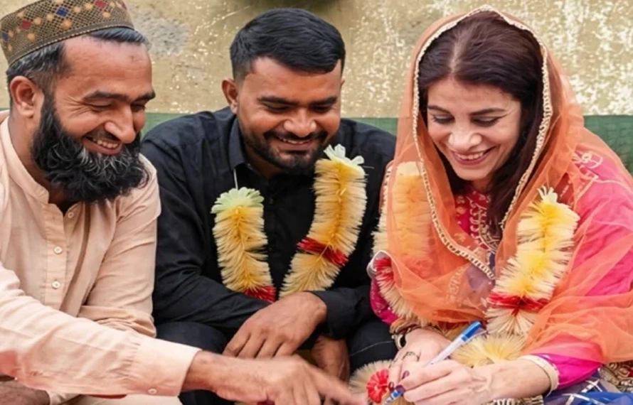 سوشل میڈیا پر دوستی محبت میں تبدیل، امریکی خاتون نے پاکستانی نوجوان سے نکاح کرلیا