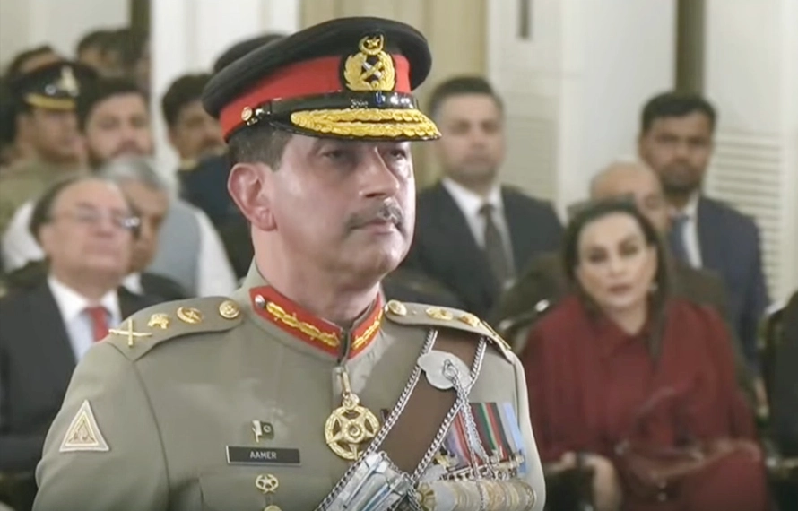 کمانڈر نیشنل اسٹریٹجک کمانڈ جنرل سید عامر رضا کونشان امتیاز ملٹری سے نواز دیا