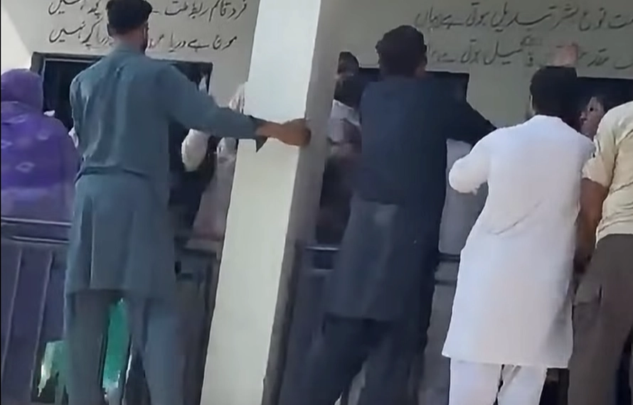 غربی باغ: پولنگ اسٹیشن پر افسوسناک واقعہ، بزرگ شہری جاں بحق