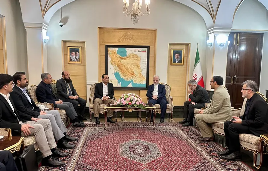 فیلڈ مارشل سید عاصم منیر اور ایرانی وزیر داخلہ کی اہم ملاقات، علاقائی صورتحال پر گفتگو