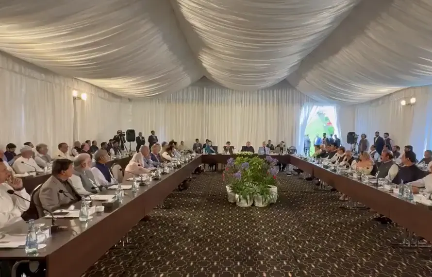 مری:ن لیگ کا اہم مشاورتی اجلاس ختم، آزاد کشمیر کی نئی حکومت کی ترجیحات زیرِ غور