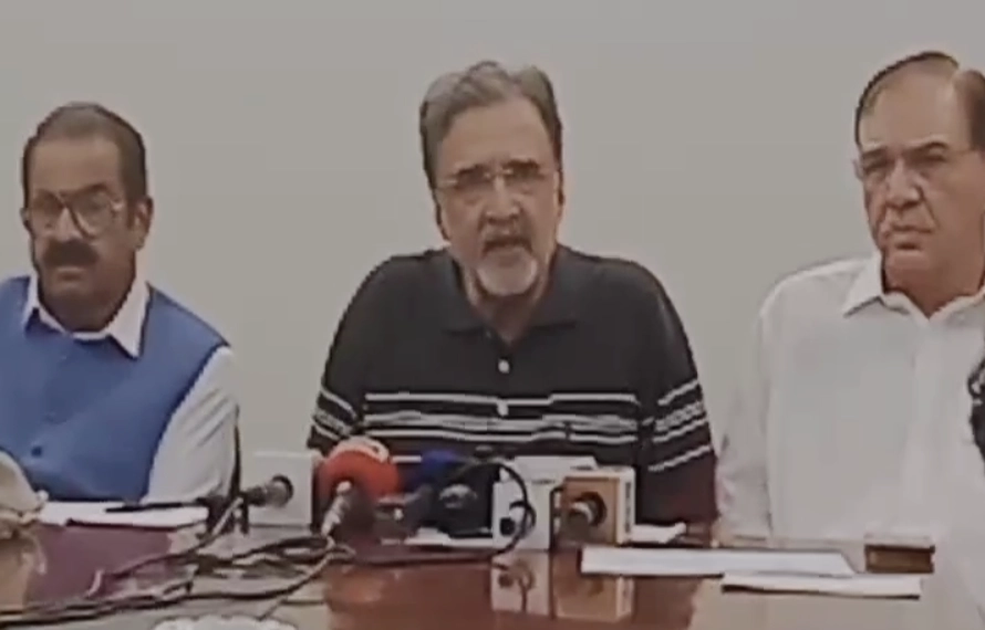 ن لیگ نے روش تبدیل نہیں کی،لطیف اکبر پر حملہ، ایک کارکن شہید ہوگیا، قمرزمان کائرہ