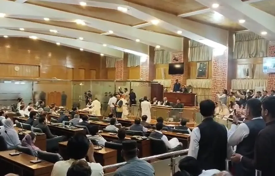 آزاد جموں و کشمیر قانون ساز اسمبلی کا اجلاس تھوڑی دیر میں شروع  ہو گا، اپوزیشن لیڈر کا نام بھی فائنل