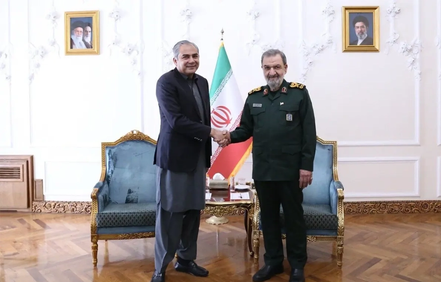 محسن نقوی کی ملاقات،محسن رضائی نے پاکستان کو اسلامی دنیا کا عظیم اثاثہ قرار دیدیا