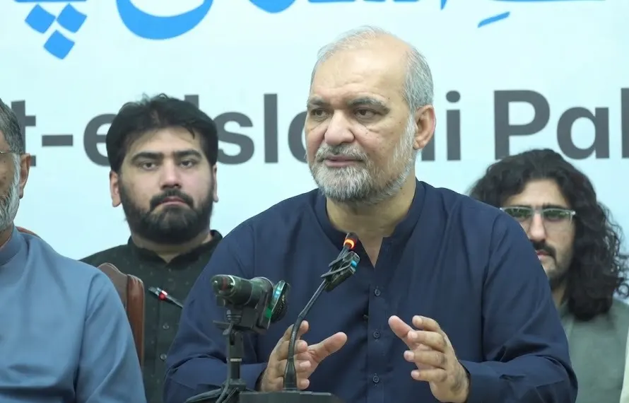 پیٹرول پر لیوی عوام سے بھتہ ٹیکس ہے، حکومت اپنی عیاشیاں ختم کرے: حافظ نعیم