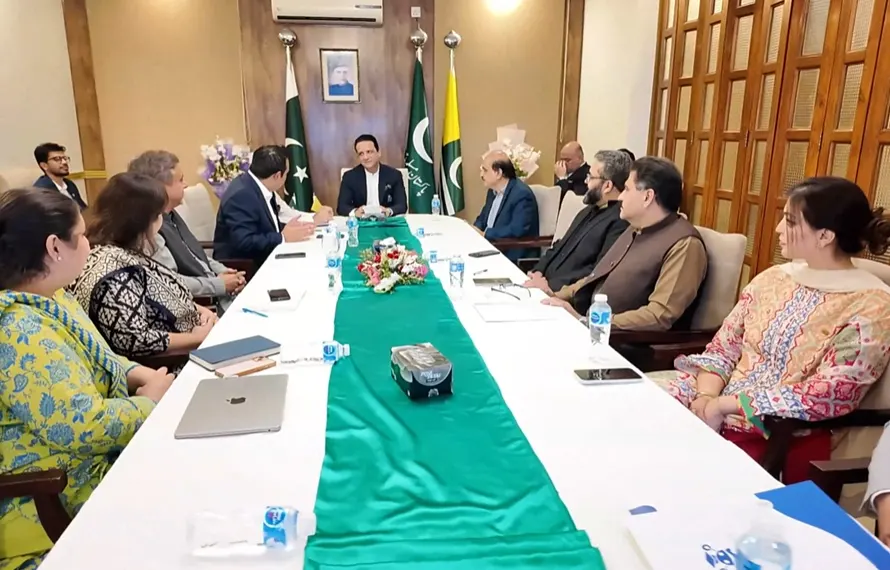 وزیراعظم آزاد کشمیر کی زیر صدارت تعلیمی اصلاحات بارے اہم اجلاس