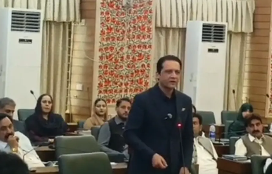 ایوان کی بنیادوں کو مضبوط کرنا اور عوامی فلاح پہلی ترجیح ہے: وزیراعظم آزاد کشمیر