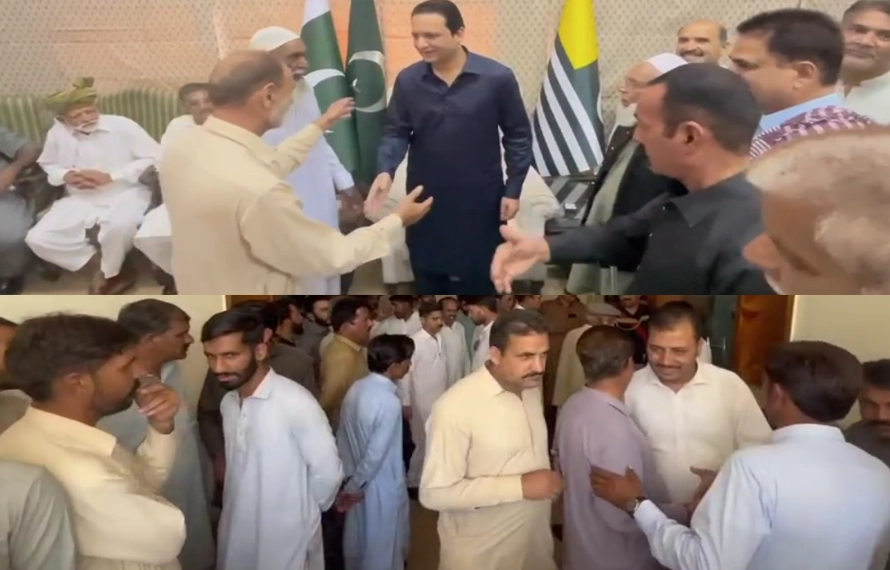 حکومت اور عوام کے درمیان فاصلے مٹ گئے، وزیراعظم سے سینکڑوں شہریوں کی ملاقات
