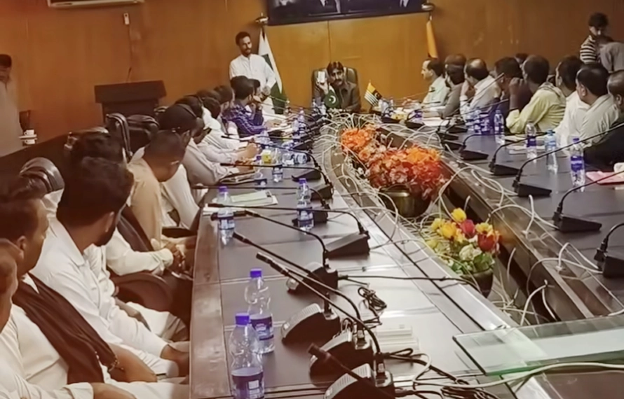 محکمہ برقیات میں اصلاحات ، ثاقب مجید نے فیلڈ اسٹاف کو ایک ماہ کا ٹارگٹ دیدیا