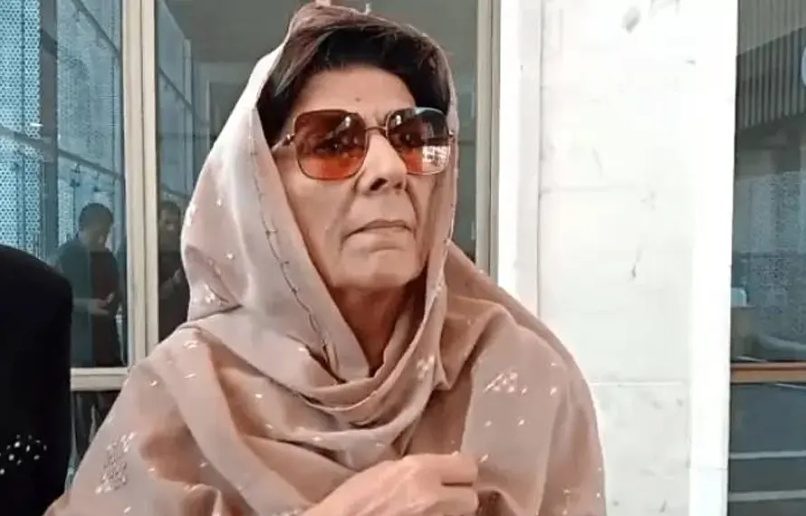 بانی پی ٹی آئی کی ہمشیرہ علیمہ خان کو لاہور سے گرفتار کر لیا گیا