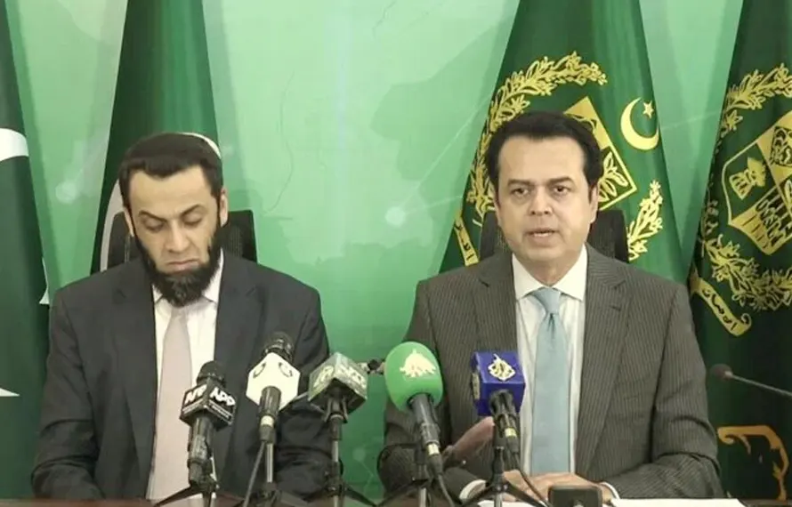 پاکستان میں دہشتگردی کے تانے بانے افغانستان سے ملتے ہیں،وفاقی وزرا کے انکشافات