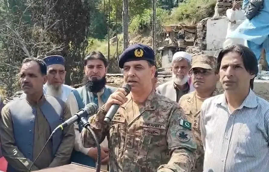 وادی لیپہ میں پاک فوج کا احسن اقدام، متاثرین میں کیش پرائز اور راشن تقسیم