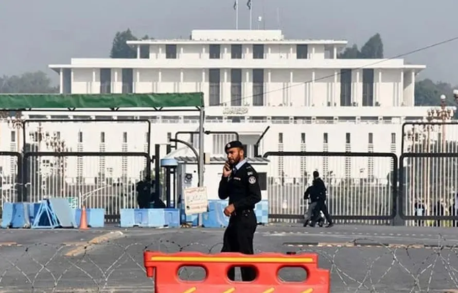 اسلام آباد میں لانگ مارچ کے پیش نظر سیکیورٹی کے ہنگامی اور سخت ترین انتظامات