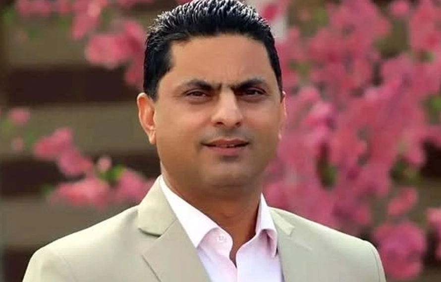 ساجد اقبال عباسی کو جھٹکا،وزارت کا خواب چکنا چور،کابینہ سے نام غائب