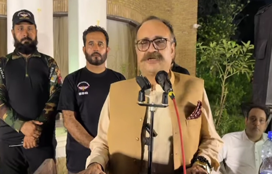 تنویر الیاس کی انٹری،پونچھ ڈویژن سے درجنوں افراد آئی پی پی میں شامل