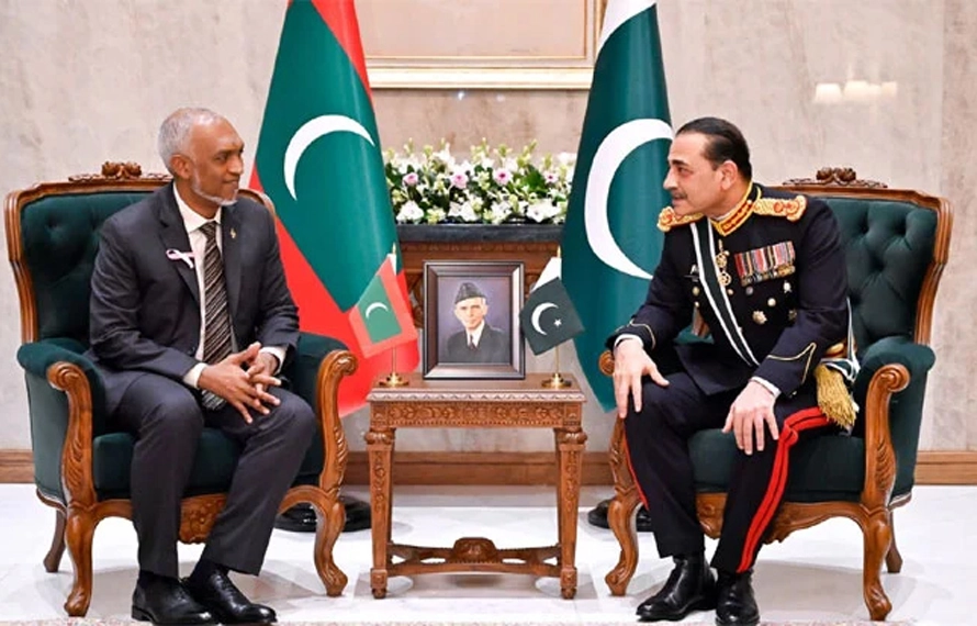 فیلڈ مارشل عاصم منیر سے مالدیپ کے صدر کی اہم ملاقات، دفاعی تعاون کو فروغ دینے پر اتفاق
