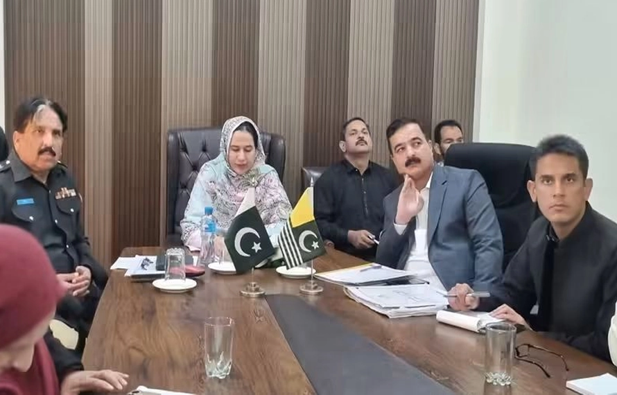 عوامی امور میں کسی قسم کی غفلت برداشت نہیں کی جائے گی،ڈپٹی کمشنر عفت اعظم