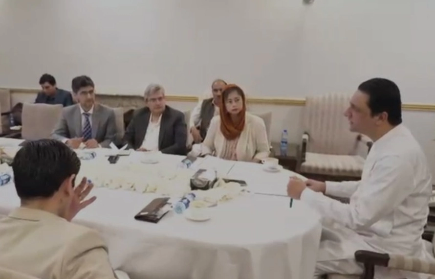 افتخار گیلانی کا نوجوانوں کیلئے روزگار کے مواقع بڑھانے کا اعلان