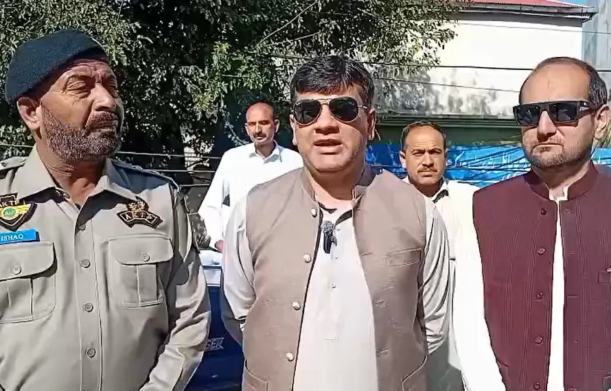 مظفرآباد: وزیراعظم کی ہدایت پر انتظامہ متحرک، غیر قانونی تجاوزات پر کارروائی شروع