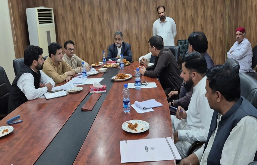 کشمیر ہائوس میں بے ضابطگیاں، سب انجینئر کی تنخواہ بند ، جواب طلبی