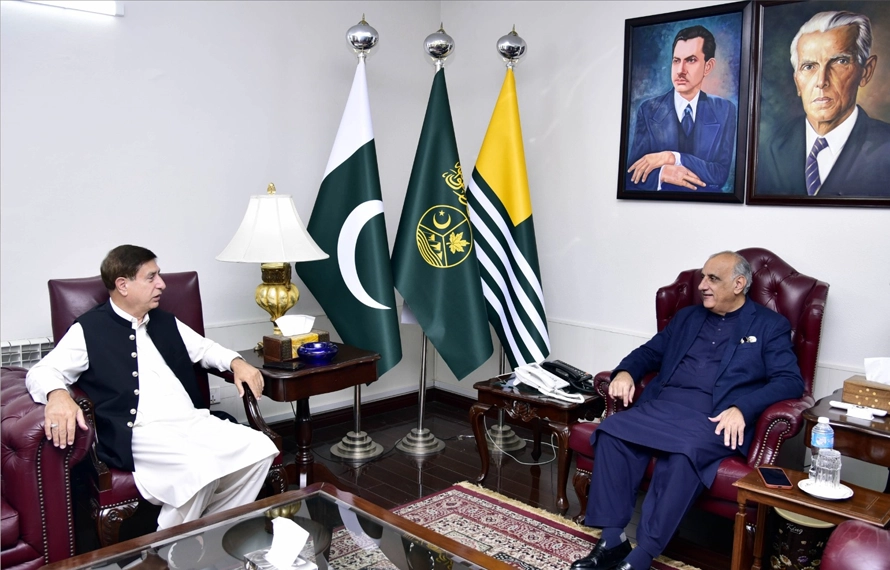 صدر ڈاکٹر نجیب نقی سے شاہ غلام قادر کی اہم ملاقات،سیاسی امور پر تبادلہ خیال