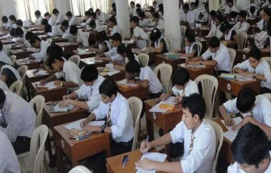تعلیمی اداروں کو انٹرمیڈیٹ ریٹرنز جمع کرانے کی نئی مہلت مل گئی