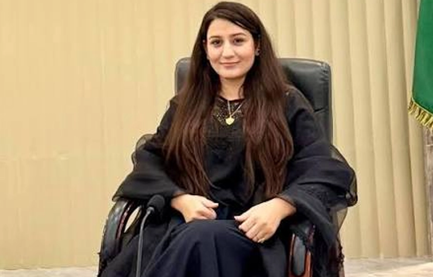 ساہلیاں،طالبہ زیادتی کیس، متاثرہ بچی کو تنہا نہیں چھوڑوں گی :زوبیہ خورشید